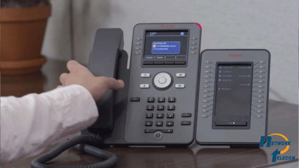 Avaya desktop phone