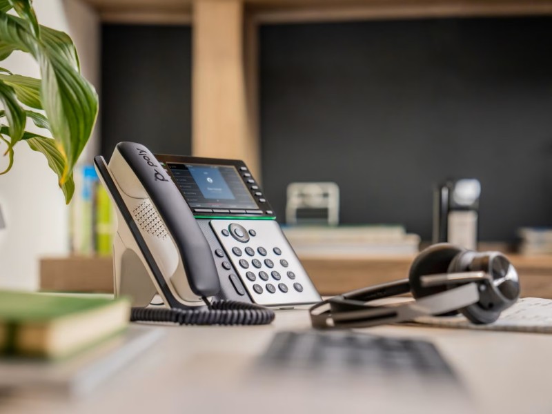 HP Poly IP Phone Edge Desktop